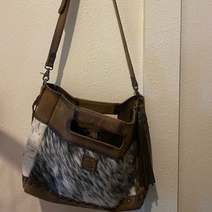 Sts ranchwear flat rock tote cowhide